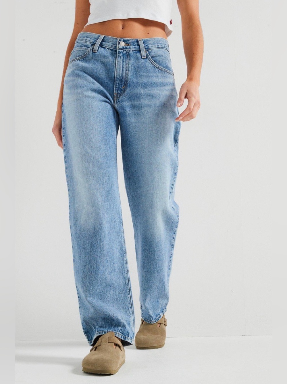 LEVI’s Loose Straight Jeans